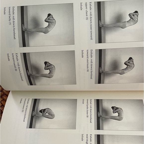 Yoga Book Paperback The Magic Ten and Beyond - Picture 8 of 13